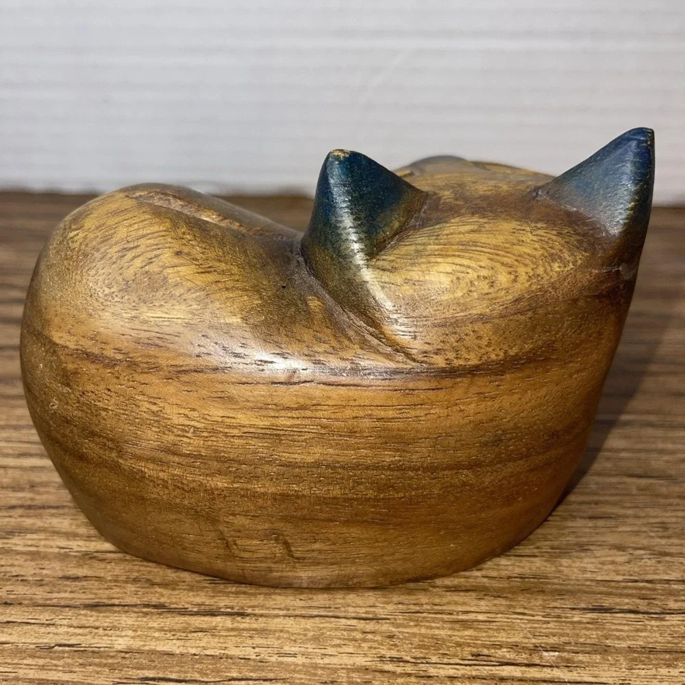 Vintage Hand Carved Wood Cat Shelf Sitter -‎ 1980s Siamese Folk Art